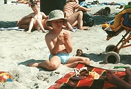 Max beim Mittagessen